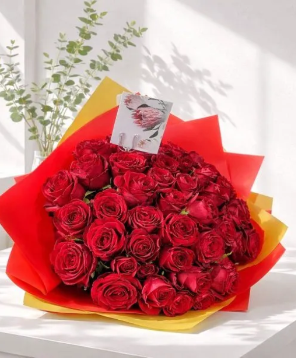 Red Roses Bunc